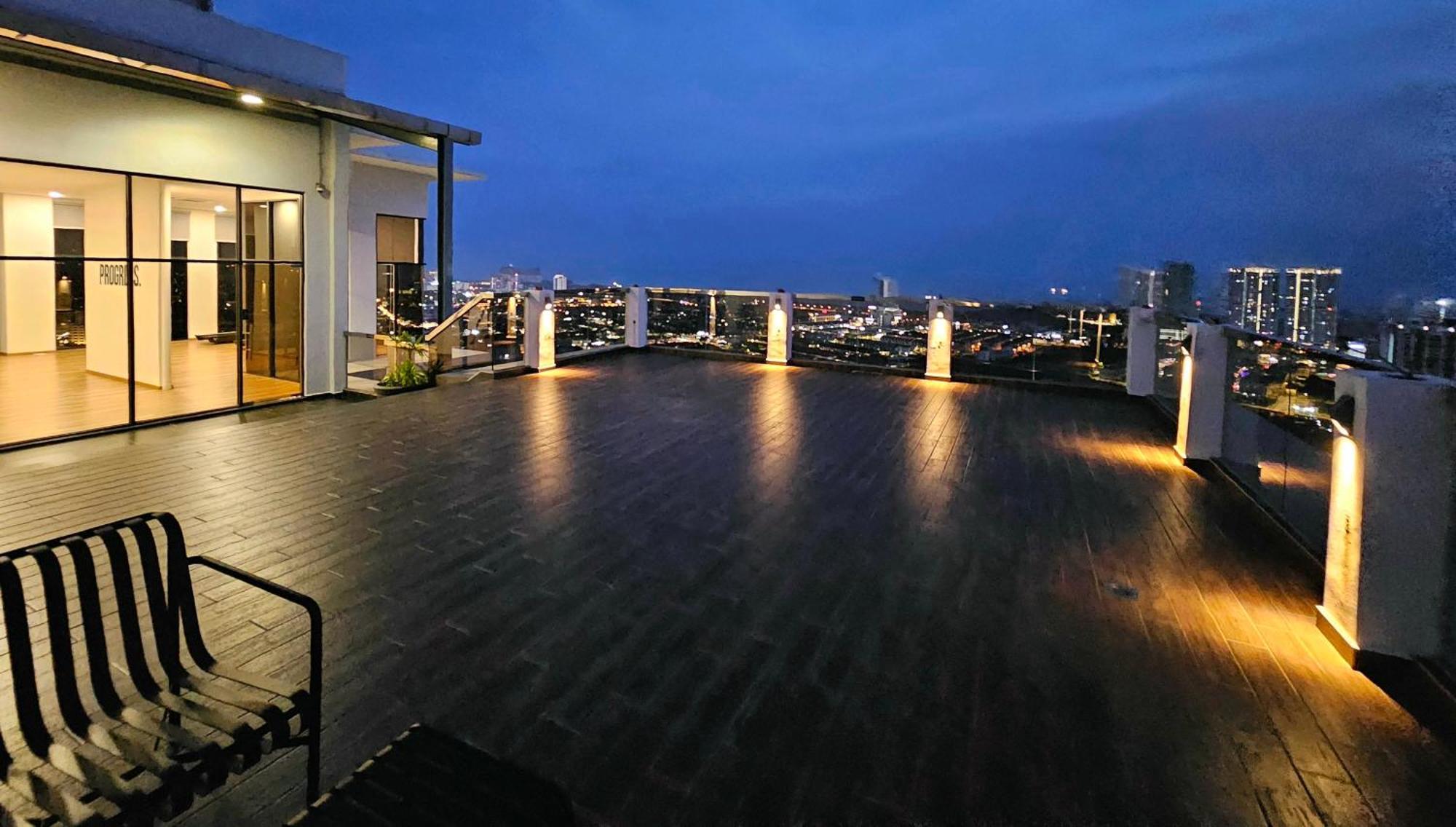 Quartz Paragon Suites Melaka By Ggm المظهر الخارجي الصورة